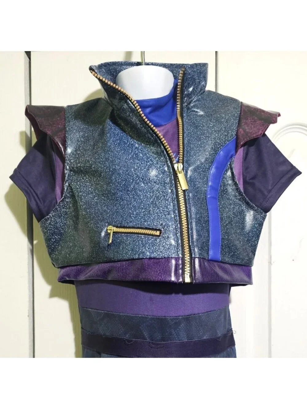 Descendants 3 Mal Deluxe Costume Girl 8-10 Jumpsuit Vest Disney Spirt Halloween - Picture 2 of 9